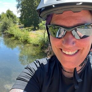 Meet your Posher, Tiffani